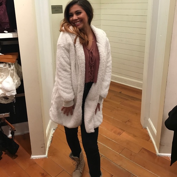 Top - Picture 2 of 2